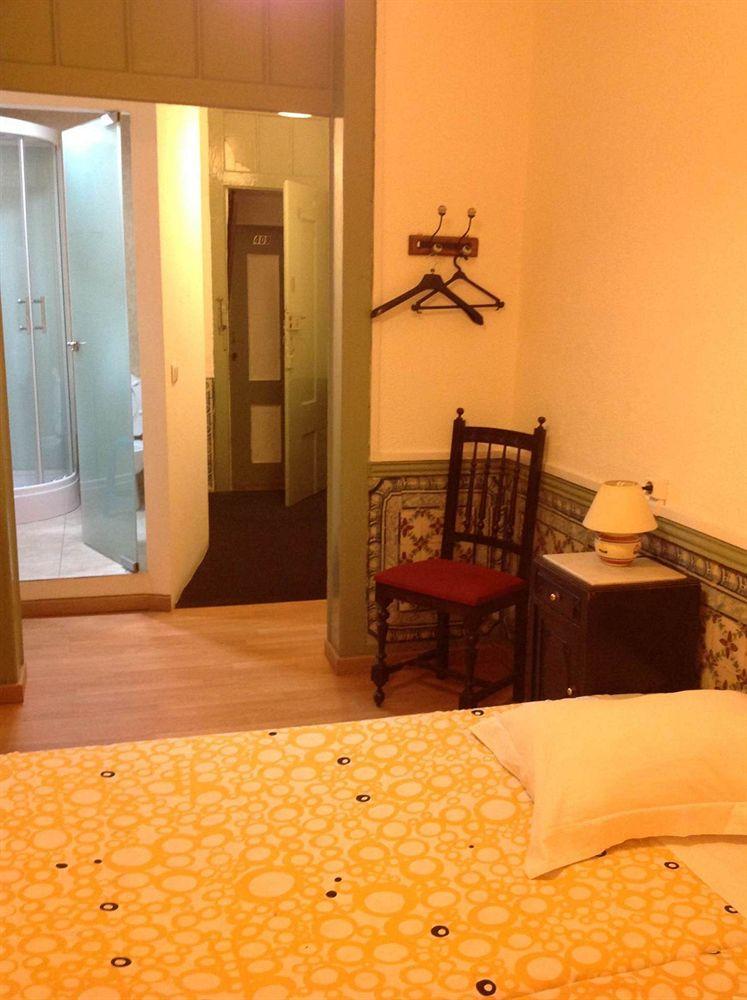 New Aljubarrota Guest House Lissabon Buitenkant foto