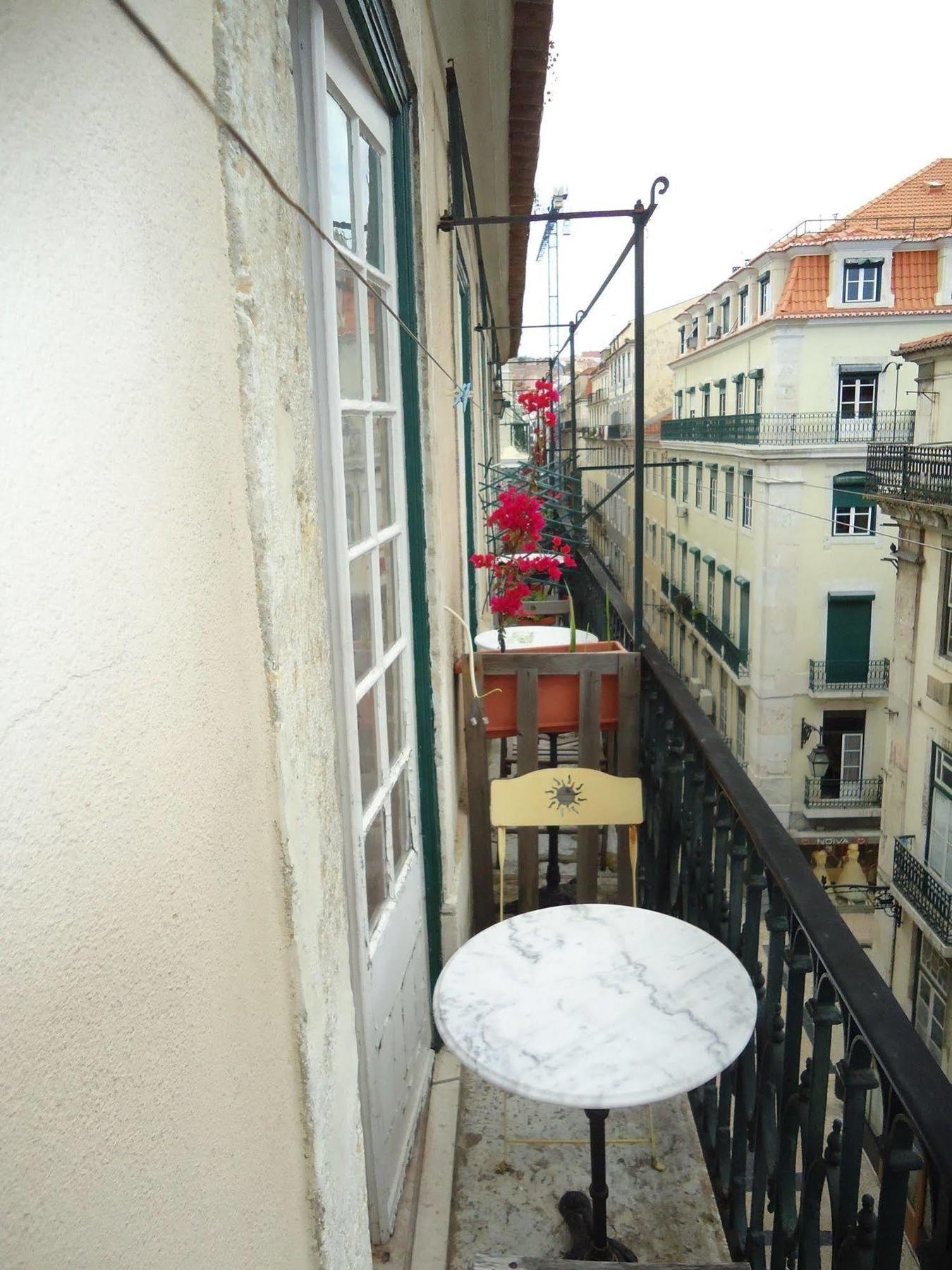 New Aljubarrota Guest House Lissabon Buitenkant foto