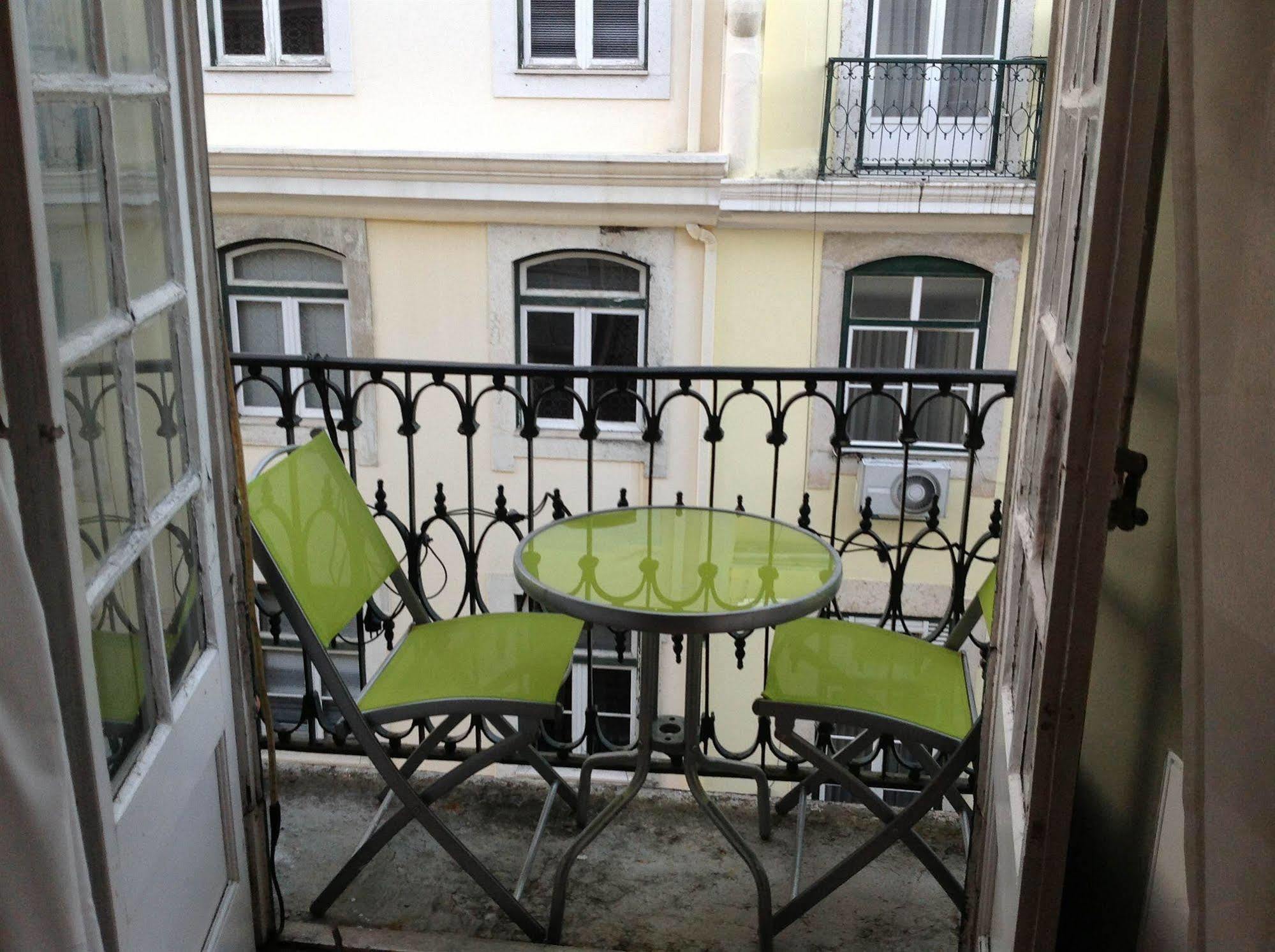 New Aljubarrota Guest House Lissabon Buitenkant foto