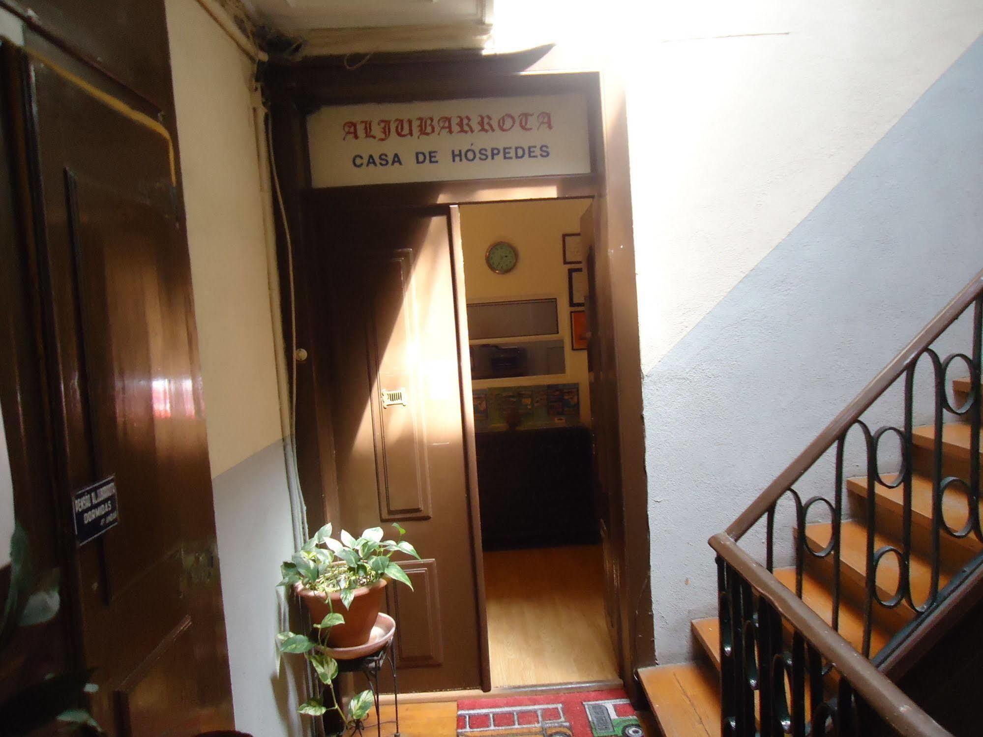New Aljubarrota Guest House Lissabon Buitenkant foto